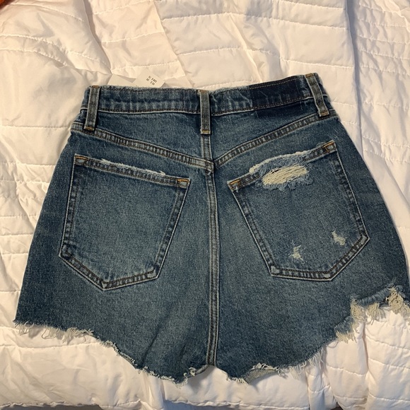 NWT Abercrombie Mom Shorts, High-Rise Curve Love - Picture 2 of 6